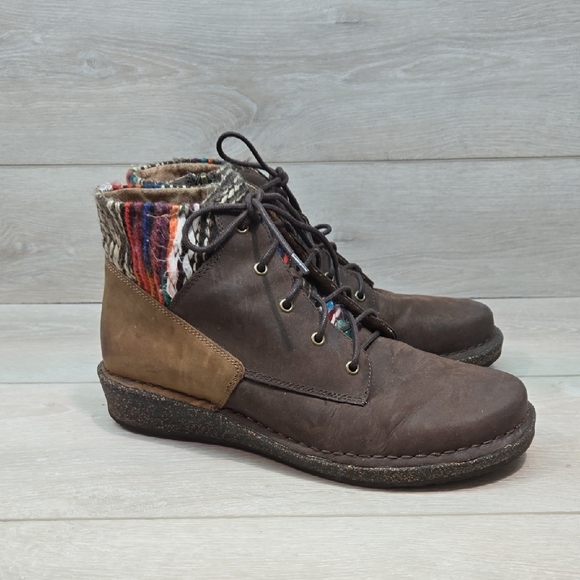 Aetrex Jolie Brown Leather Ankle Boots Colorful Knit Cuff Wedge Shoes 10.5-11 - Picture 2 of 14